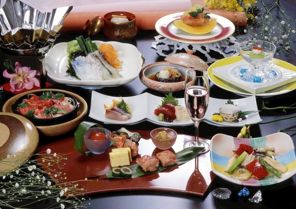 Shirahama Coganoi Resort & Spa Экстерьер фото