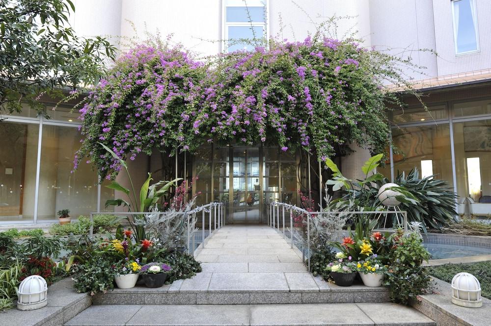 Shirahama Coganoi Resort & Spa Экстерьер фото