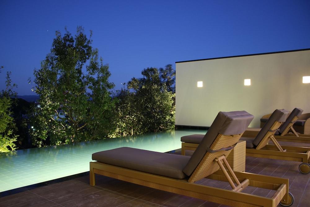 Shirahama Coganoi Resort & Spa Экстерьер фото