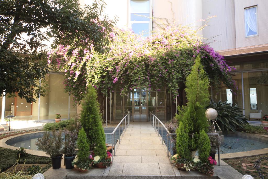 Shirahama Coganoi Resort & Spa Экстерьер фото